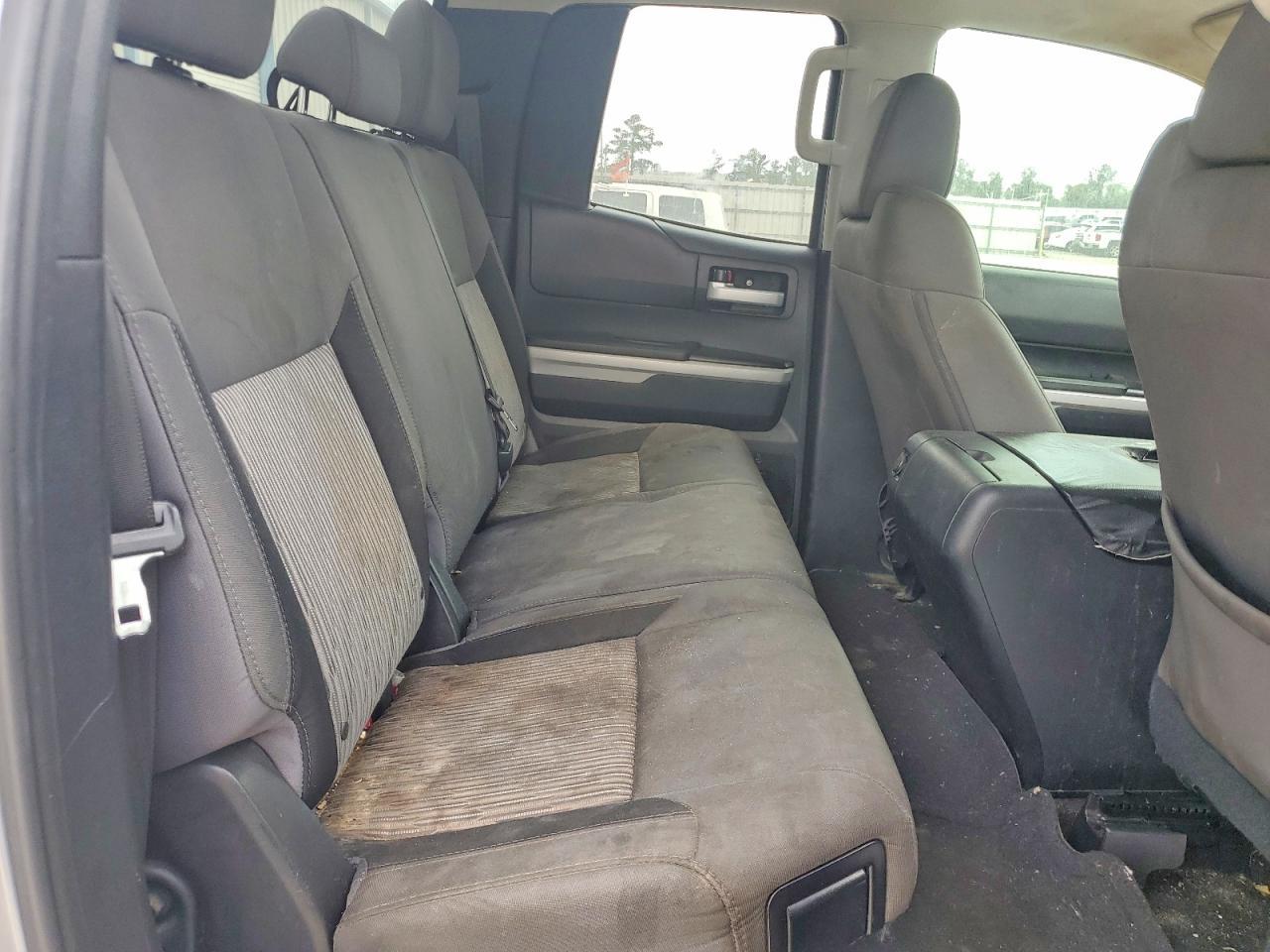 2016 TOYOTA TUNDRA