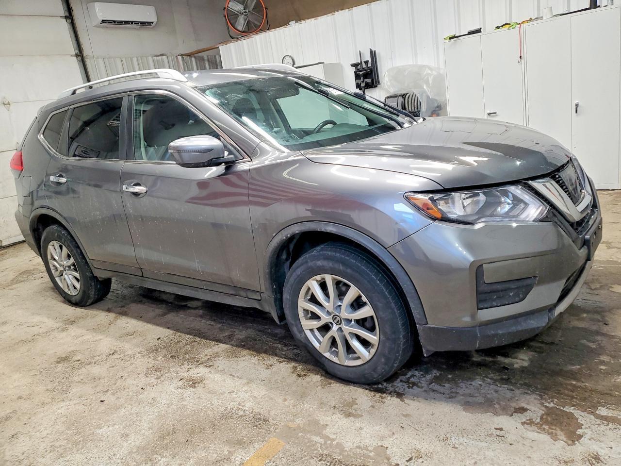 2017 NISSAN ROGUE