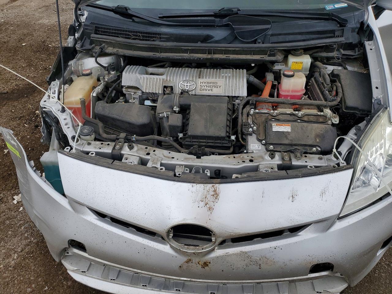 2015 TOYOTA PRIUS