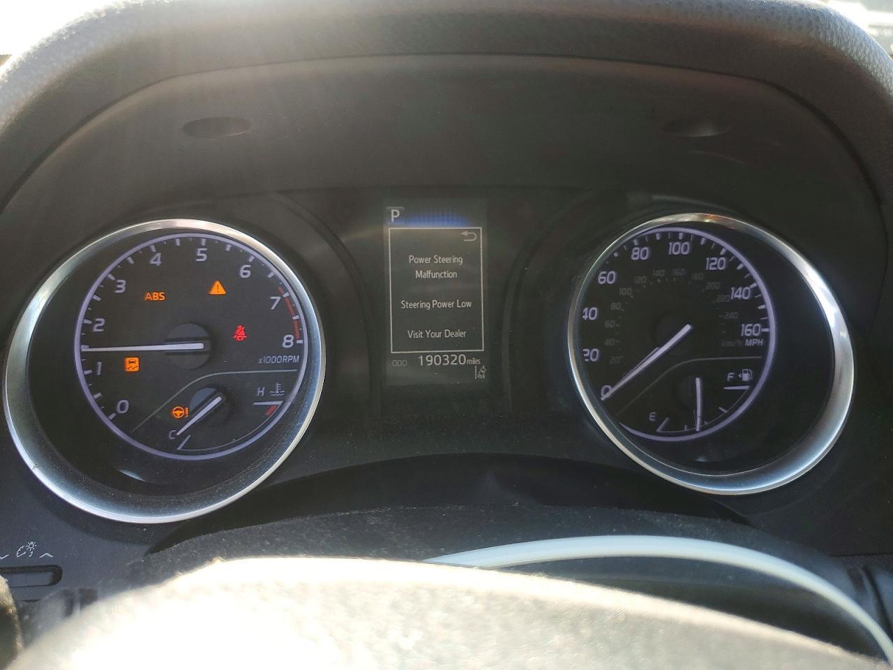 2018 TOYOTA CAMRY