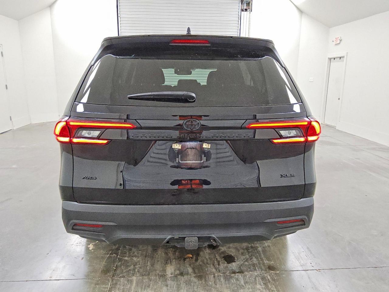 2024 TOYOTA HIGHLANDER