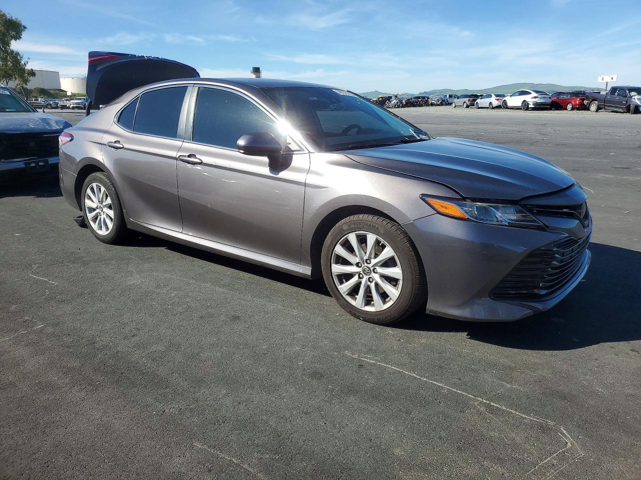 2019 TOYOTA CAMRY