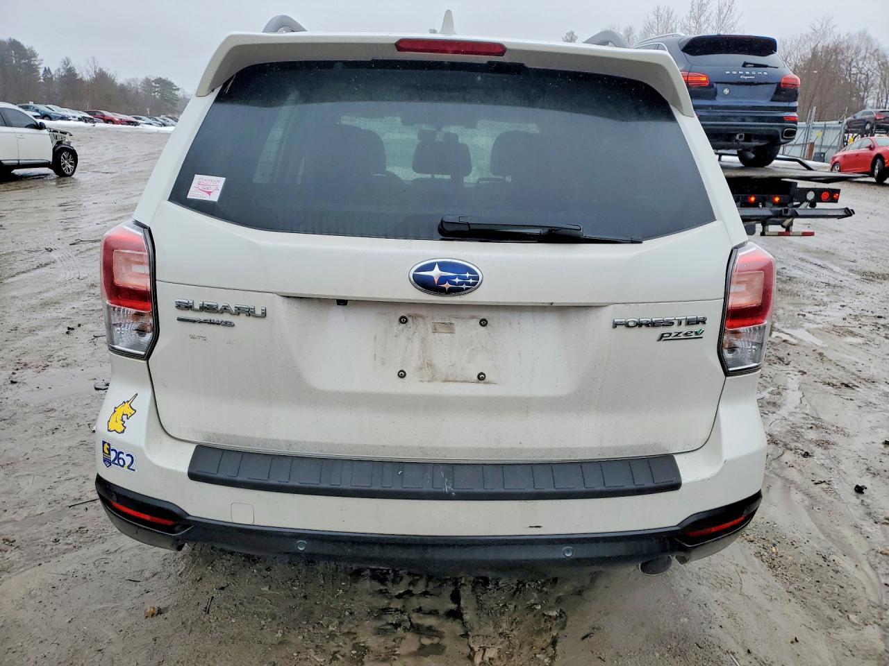 2017 SUBARU FORESTER