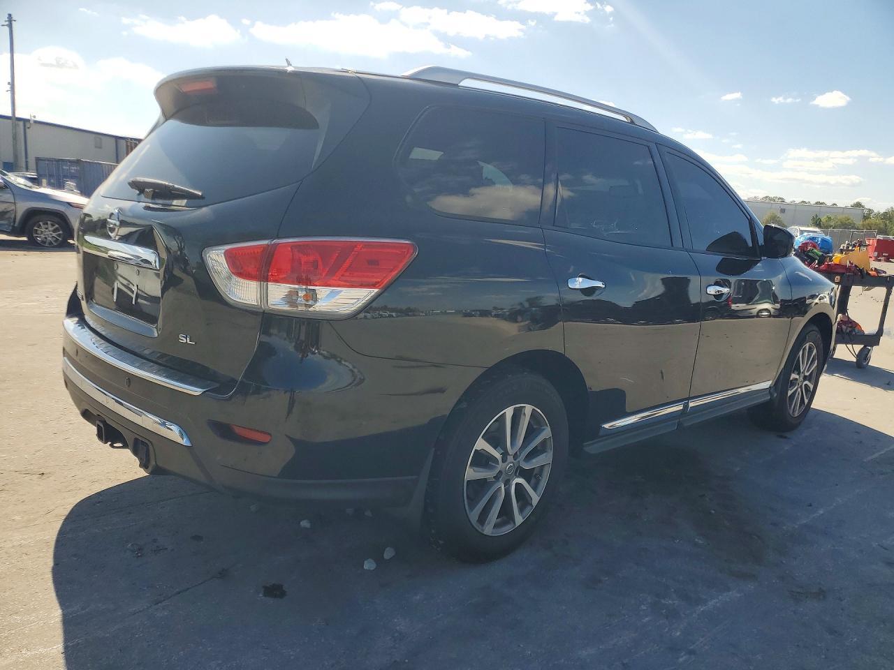 2015 NISSAN PATHFINDER