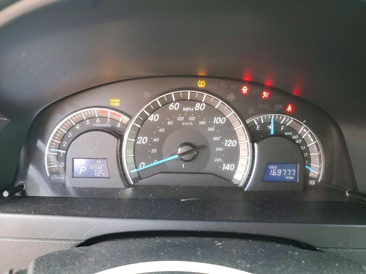 2012 TOYOTA CAMRY