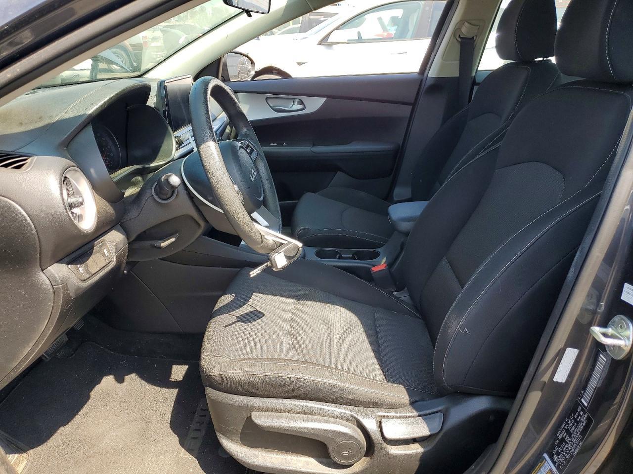 2023 KIA FORTE
