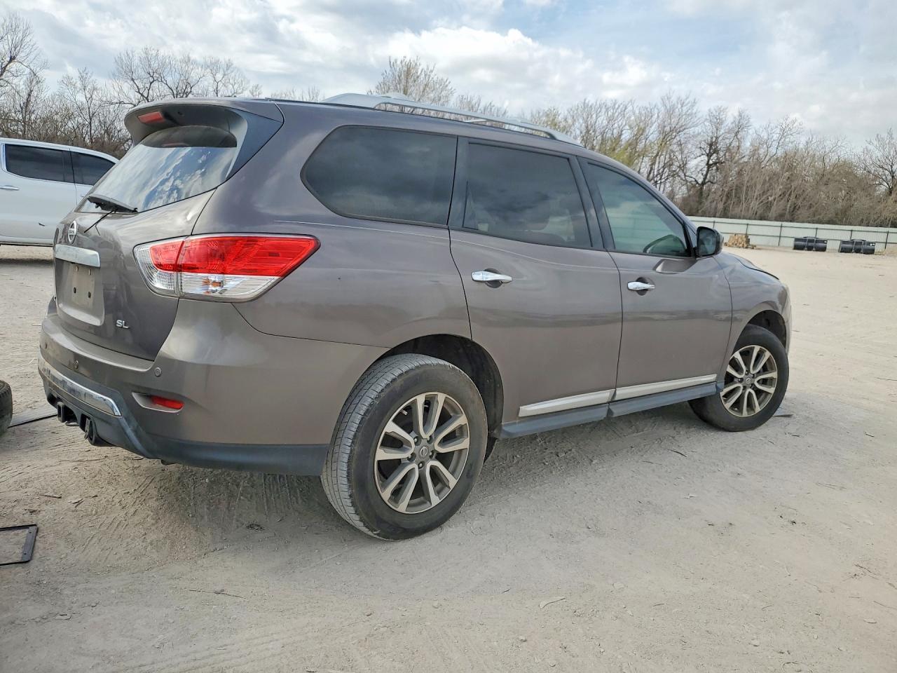 2013 NISSAN PATHFINDER