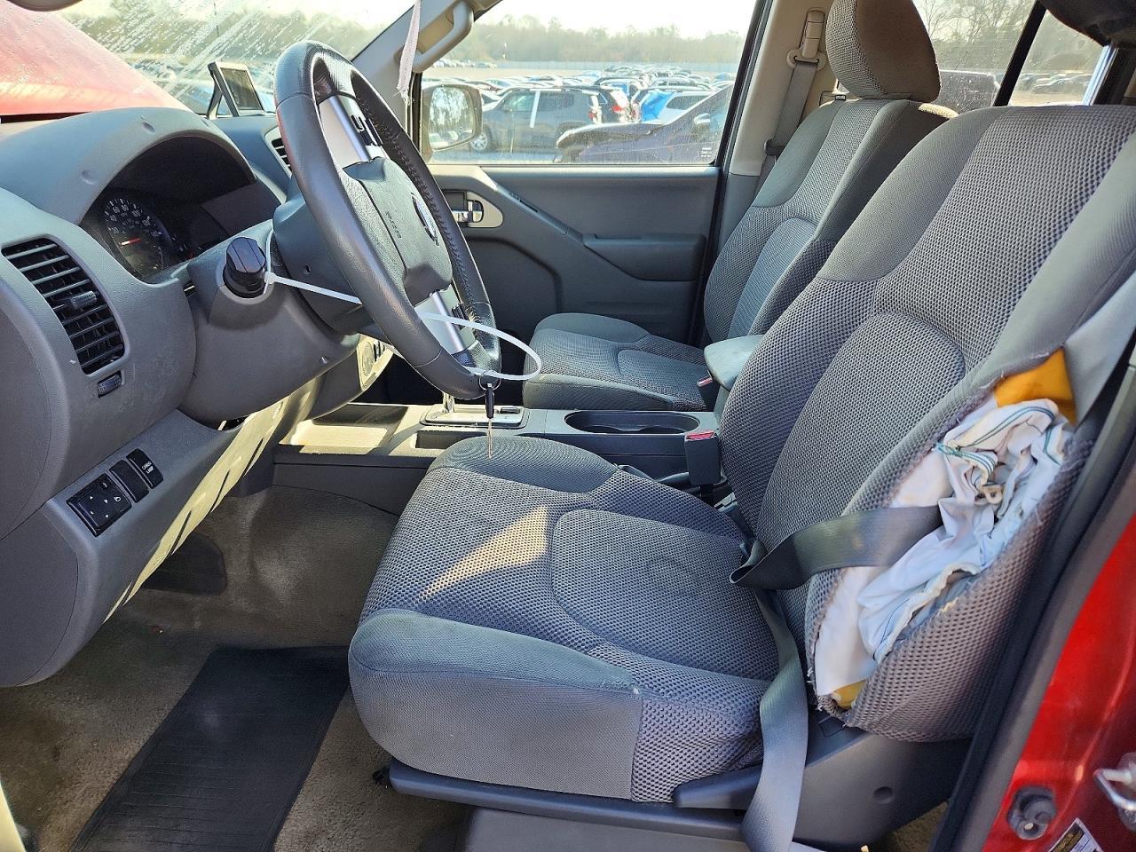 2016 NISSAN Frontier