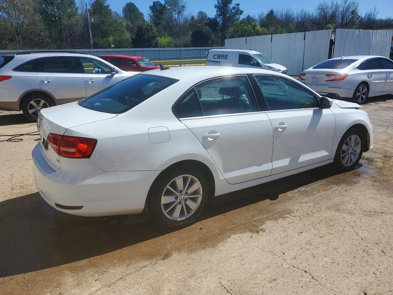 2015 VOLKSWAGEN JETTA