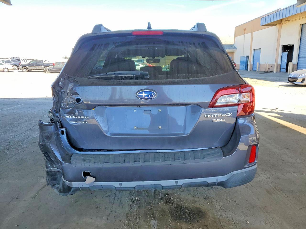 2017 SUBARU Outback