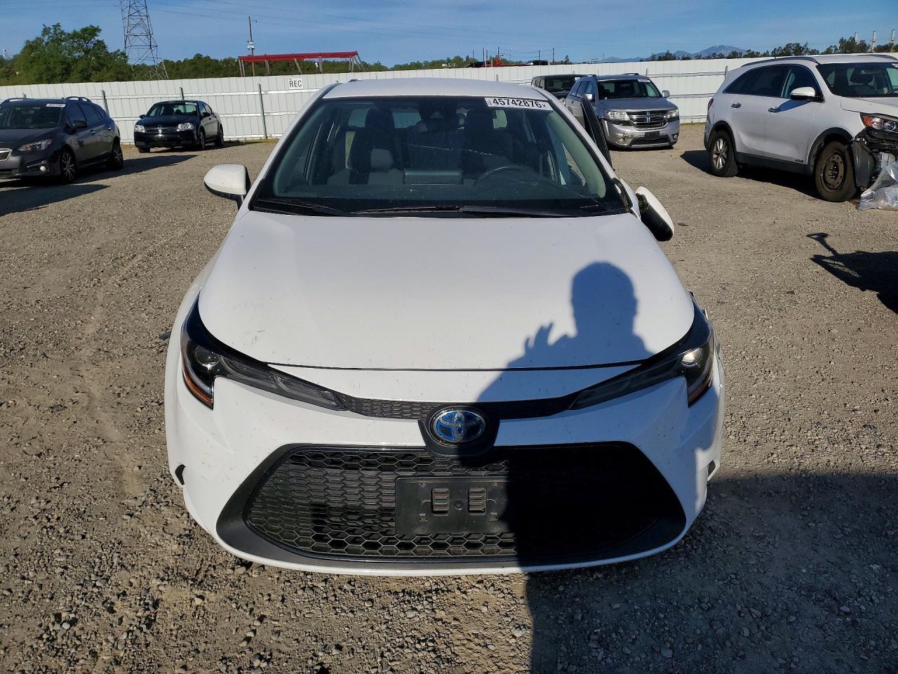 2022 TOYOTA COROLLA