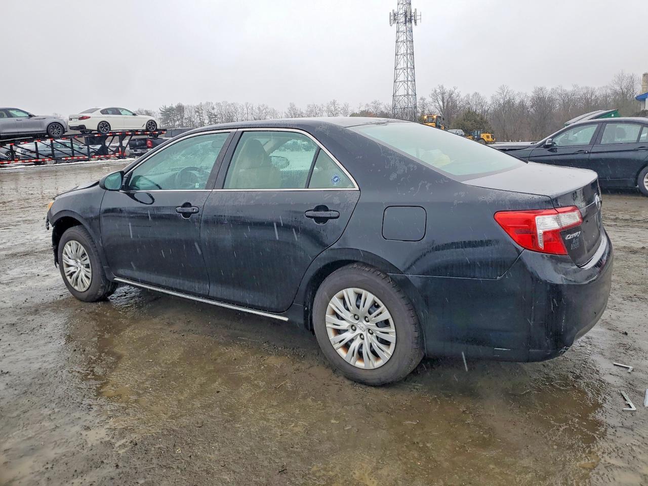 2013 TOYOTA CAMRY