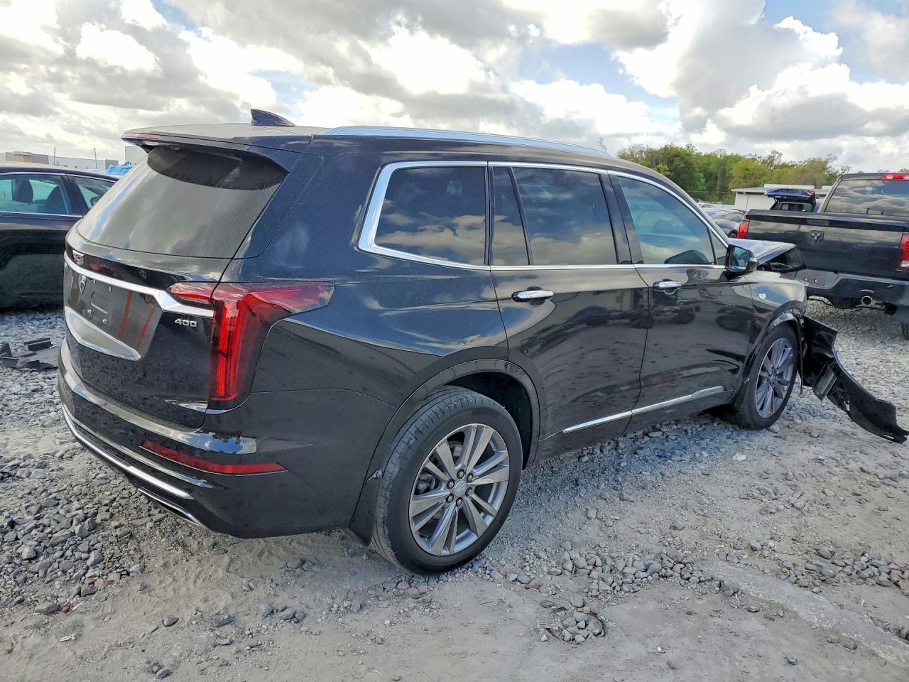 2024 CADILLAC XT6