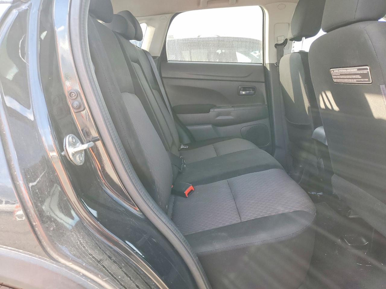 2017 MITSUBISHI Outlander Sport