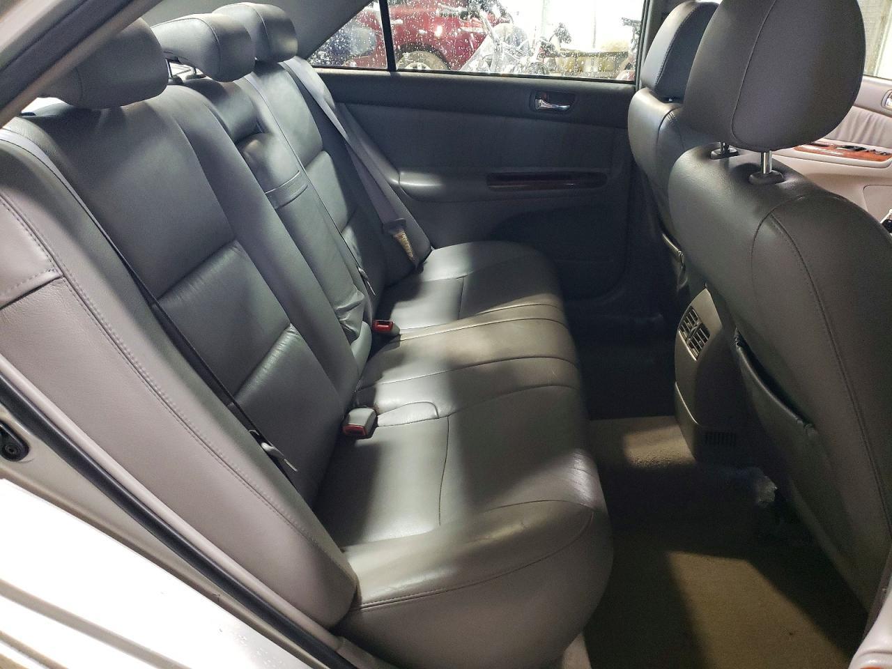 2005 TOYOTA CAMRY