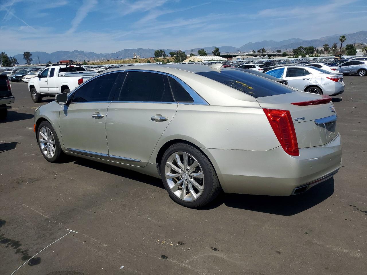 2016 CADILLAC XTS