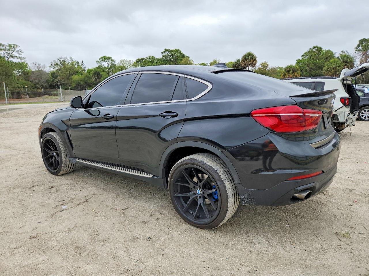 2016 BMW X6