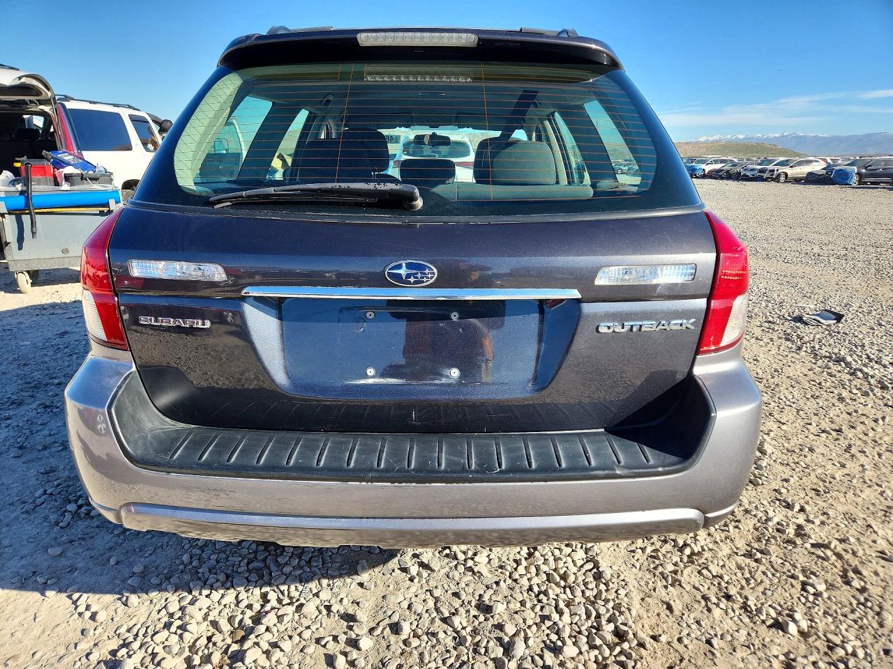2009 SUBARU Outback