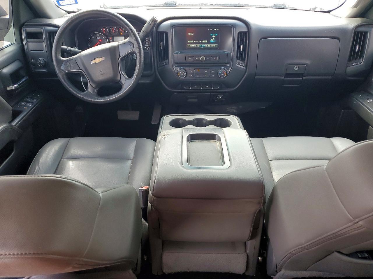 2018 CHEVROLET Silverado