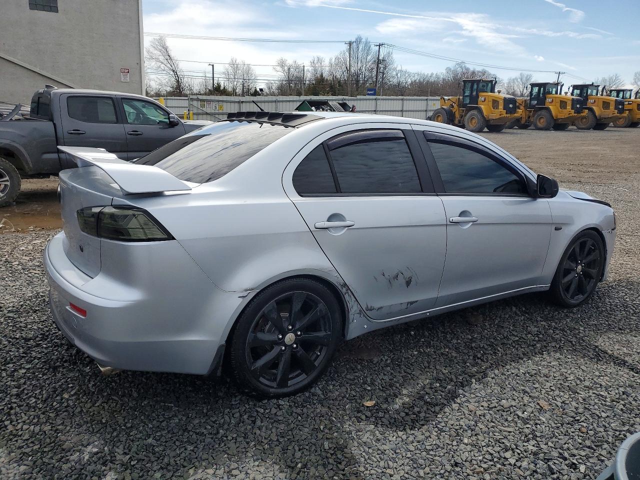 2013 MITSUBISHI LANCER
