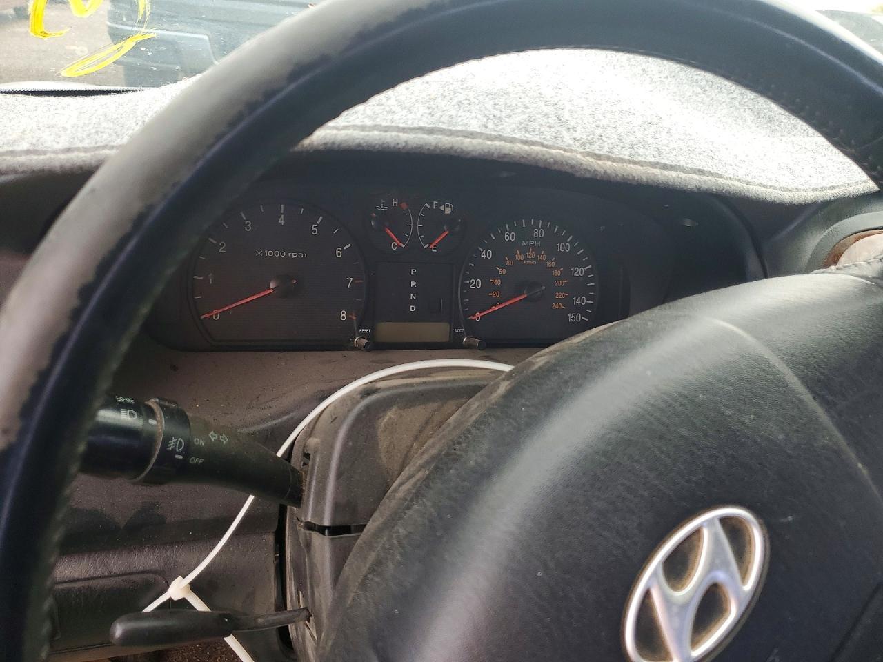 2004 HYUNDAI SONATA
