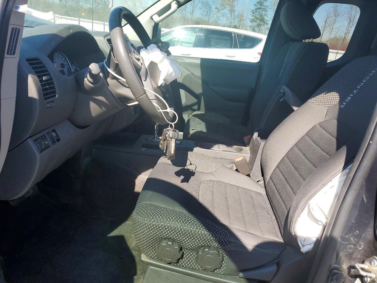 2017 NISSAN Frontier