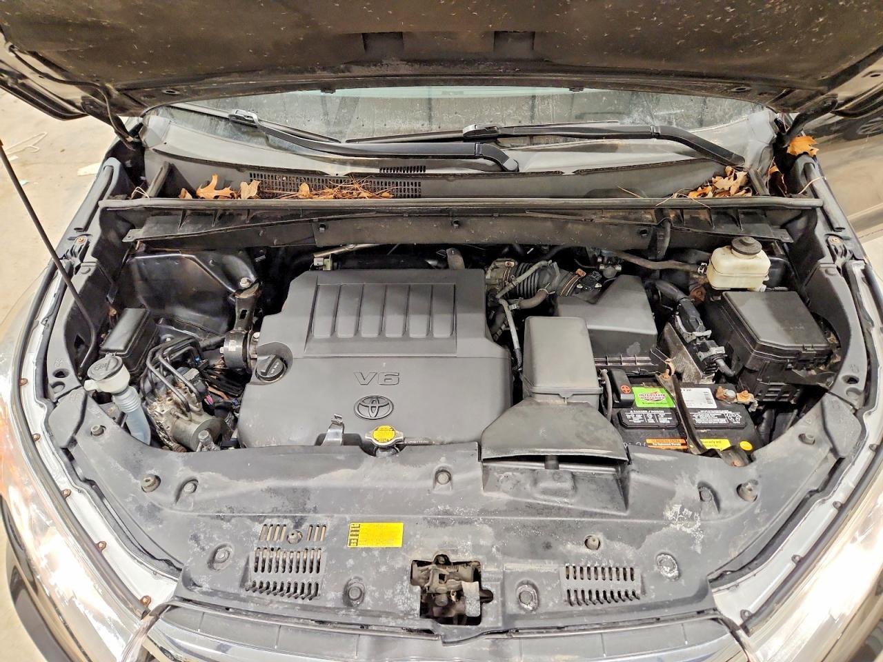 2014 TOYOTA HIGHLANDER