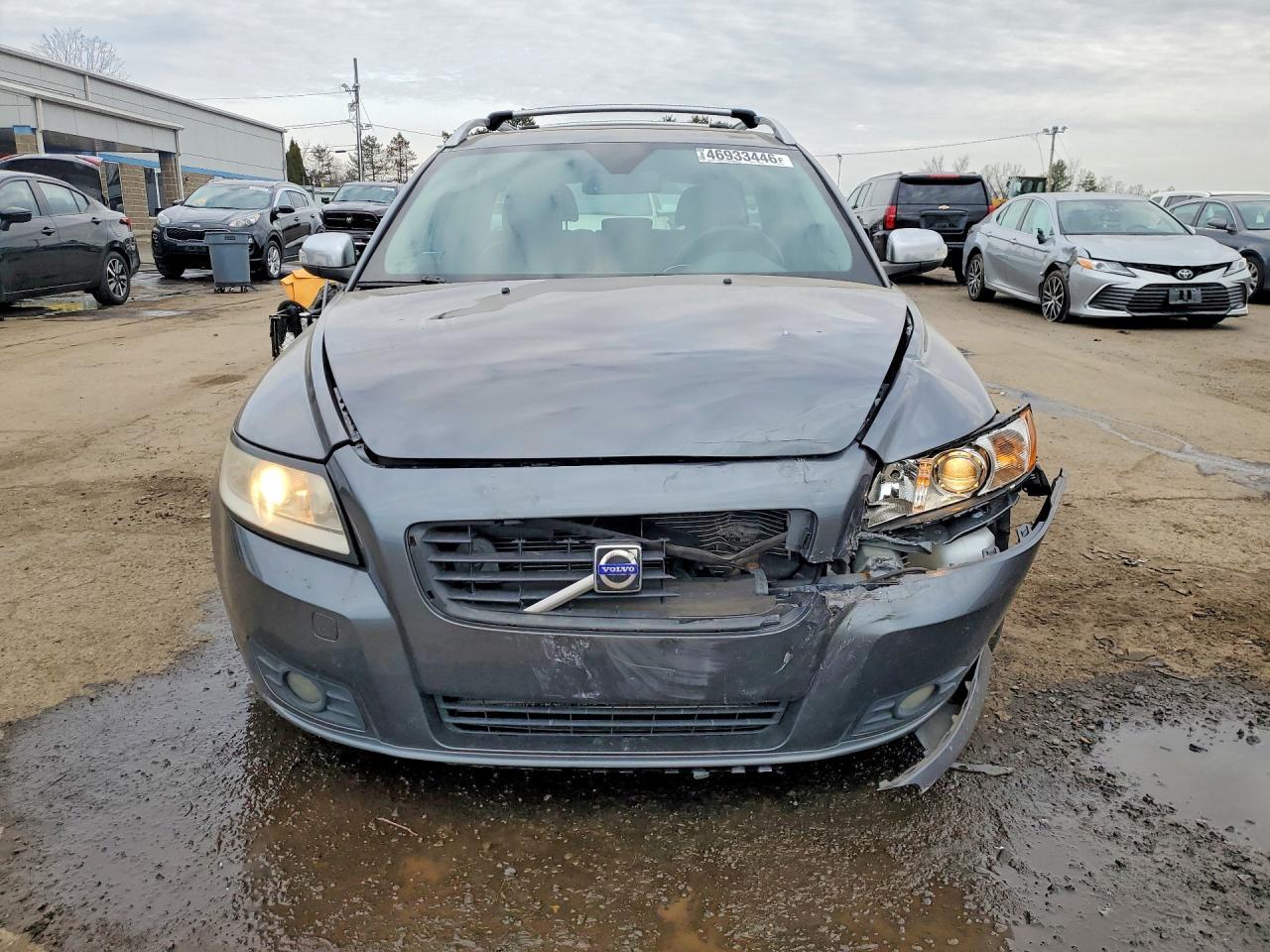 2009 VOLVO V50