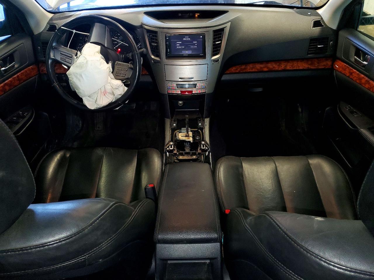 2010 SUBARU Legacy