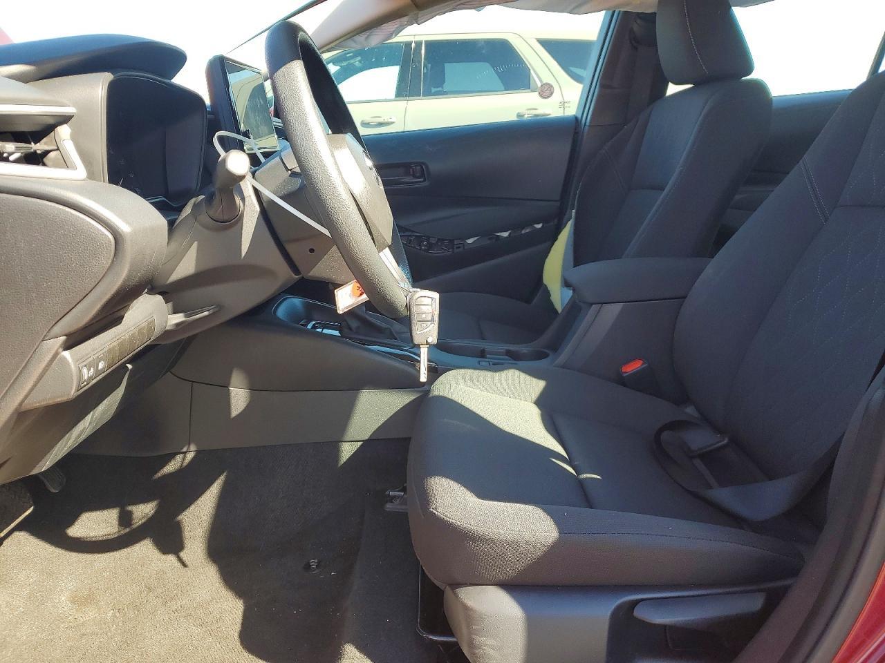 2025 TOYOTA COROLLA