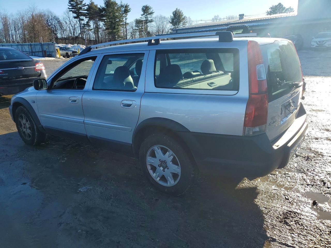 2006 VOLVO XC70