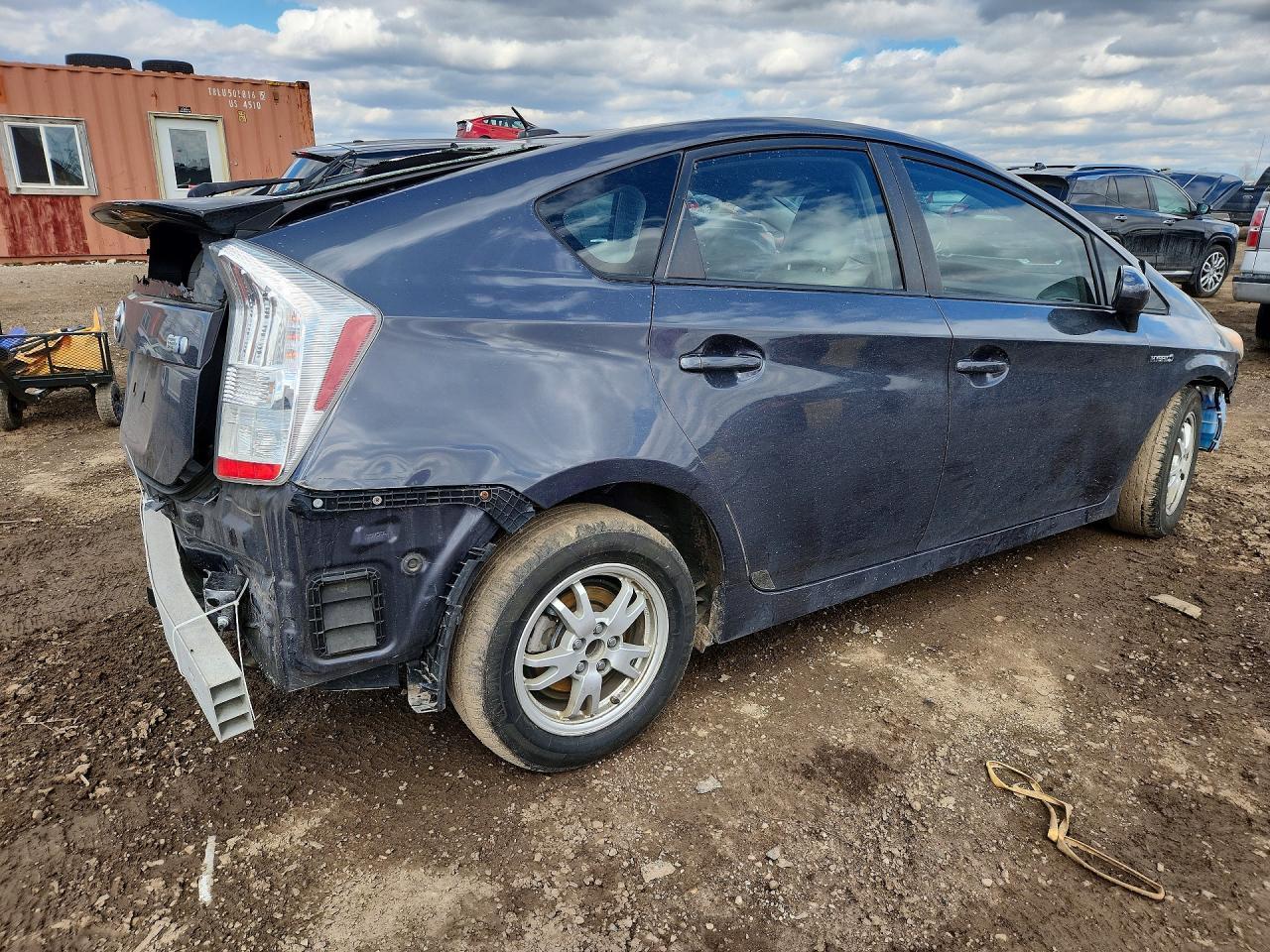 2011 TOYOTA PRIUS