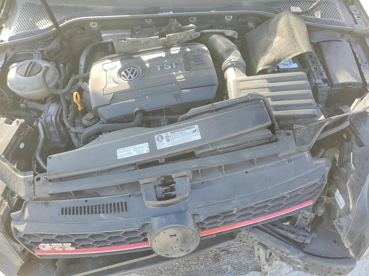2016 VOLKSWAGEN GTI