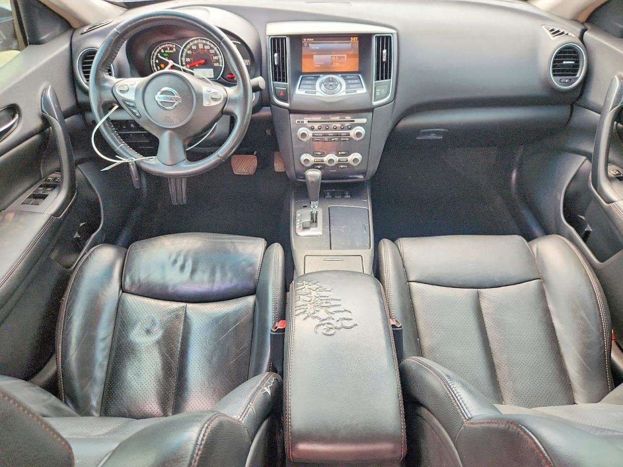 2014 NISSAN Maxima