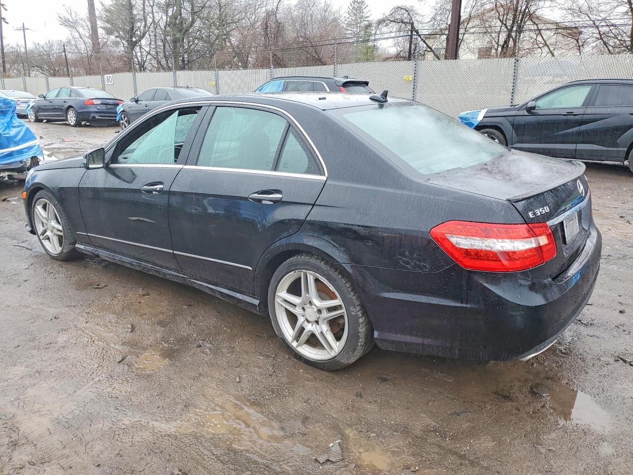 2013 MERCEDES-BENZ E-Class