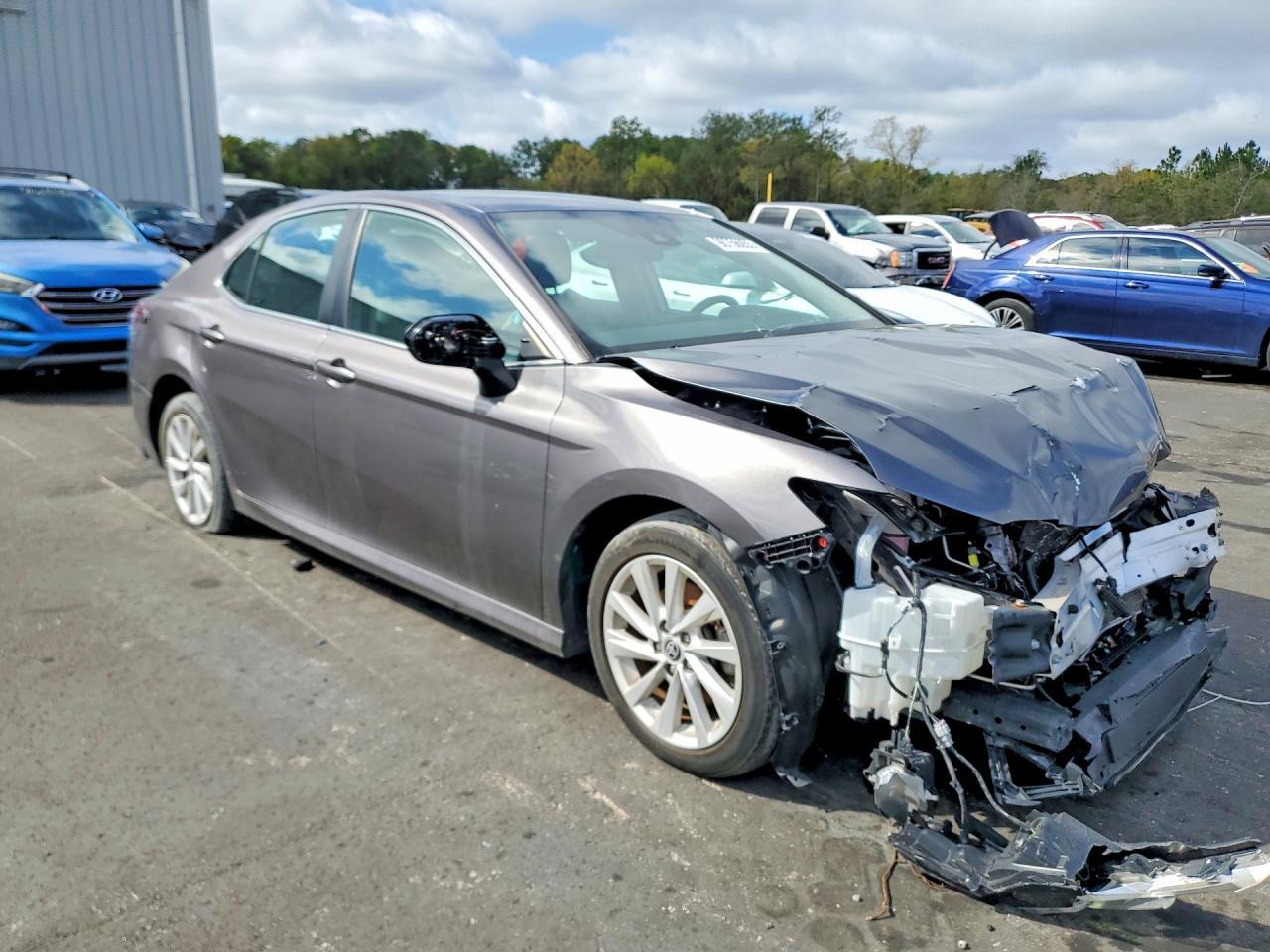 2022 TOYOTA CAMRY