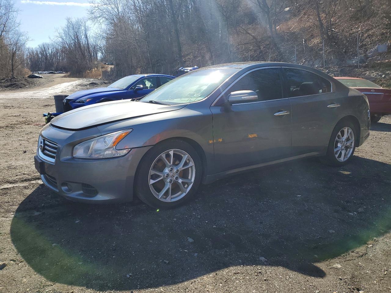 2014 NISSAN Maxima