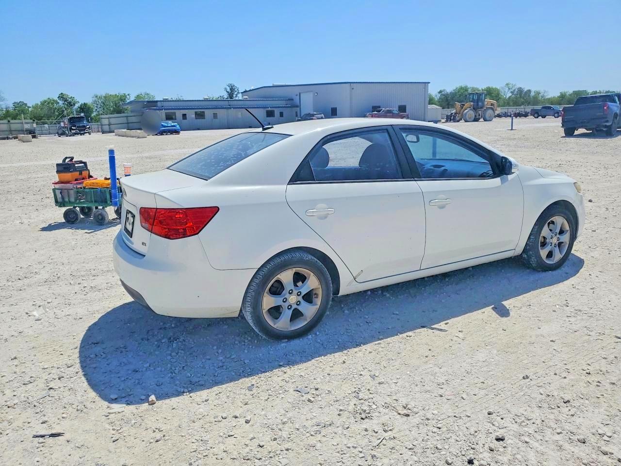 2010 KIA FORTE