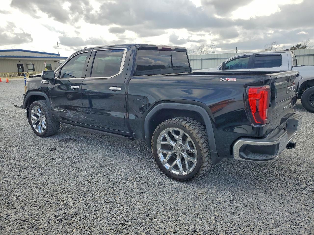 2021 GMC Sierra