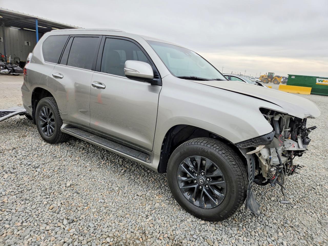 2023 LEXUS GX 460