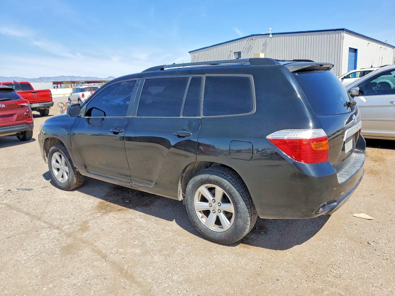 2010 TOYOTA HIGHLANDER