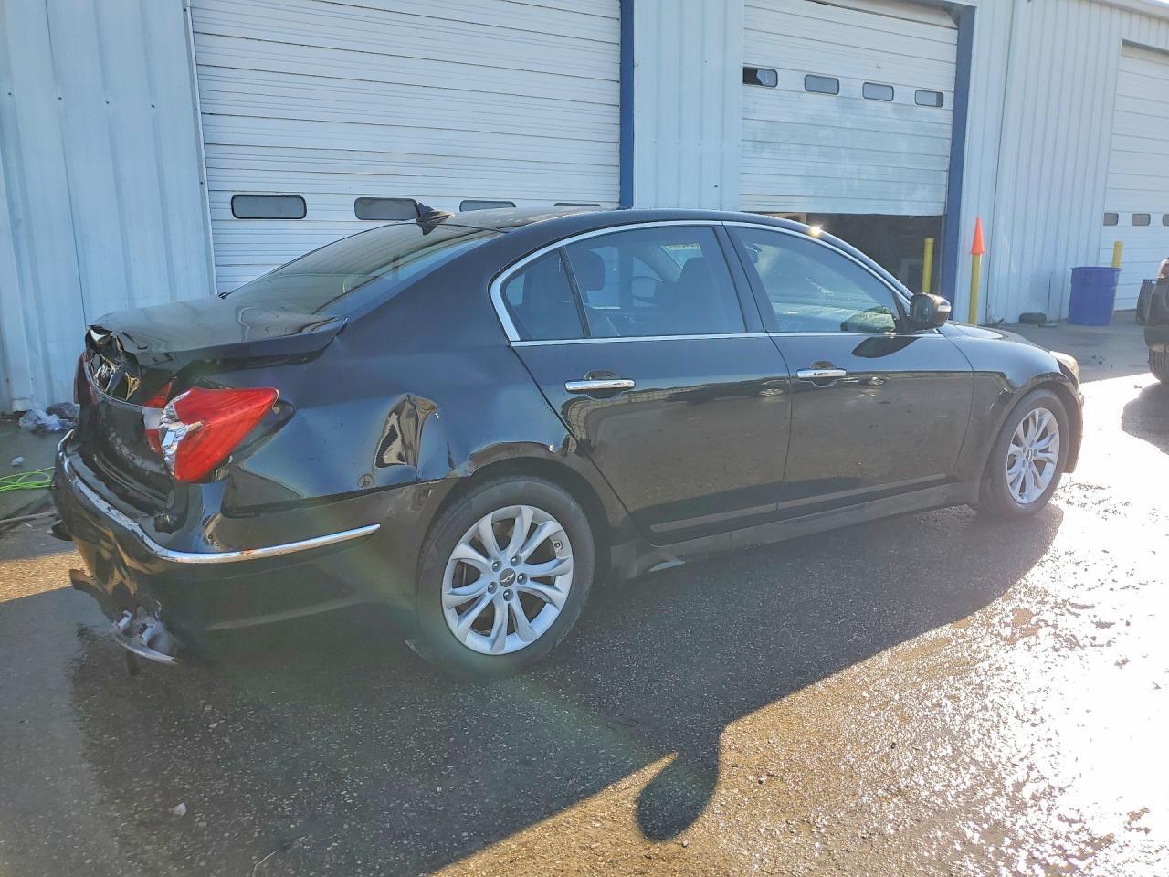 2012 HYUNDAI GENESIS