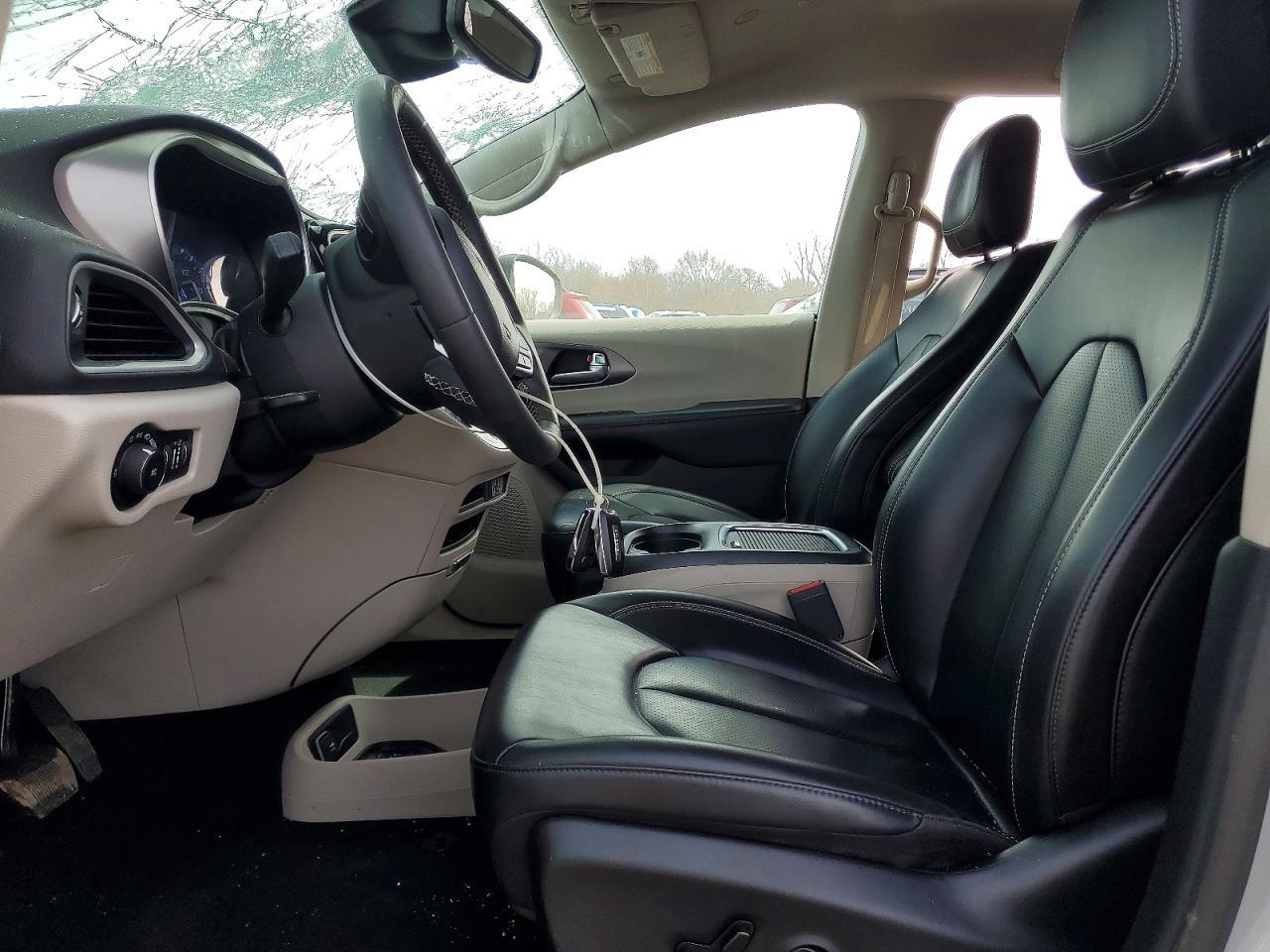 2023 CHRYSLER Pacifica