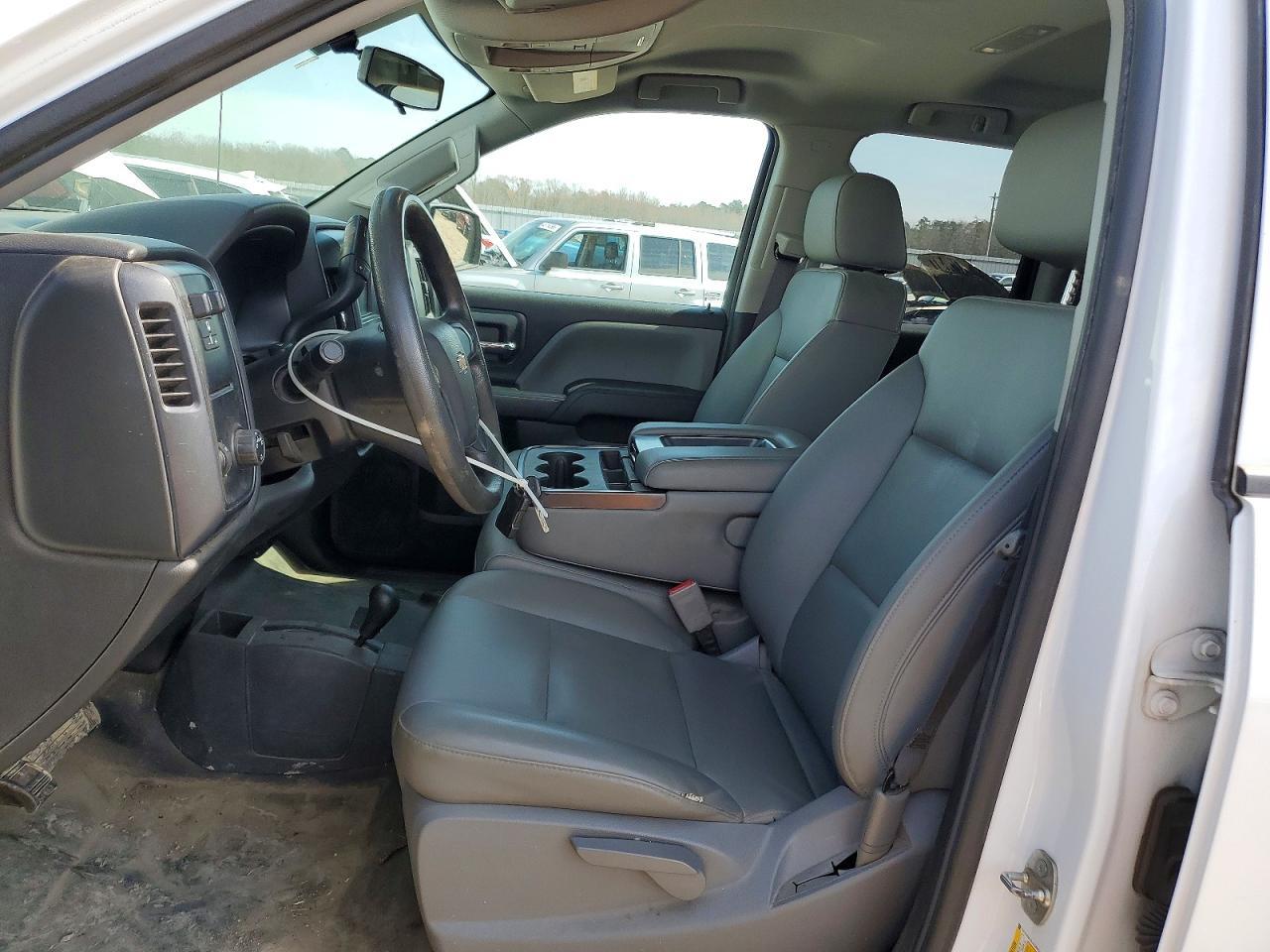 2018 CHEVROLET Silverado