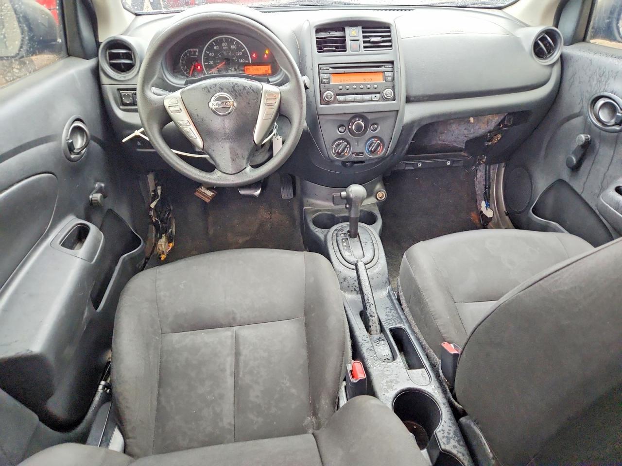 2017 NISSAN VERSA