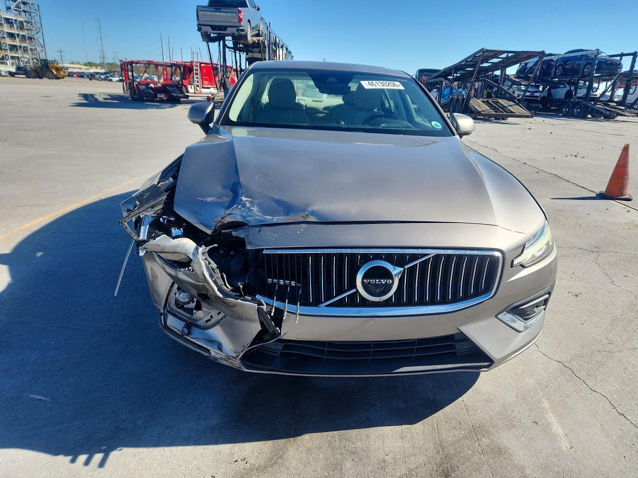 2019 VOLVO S60