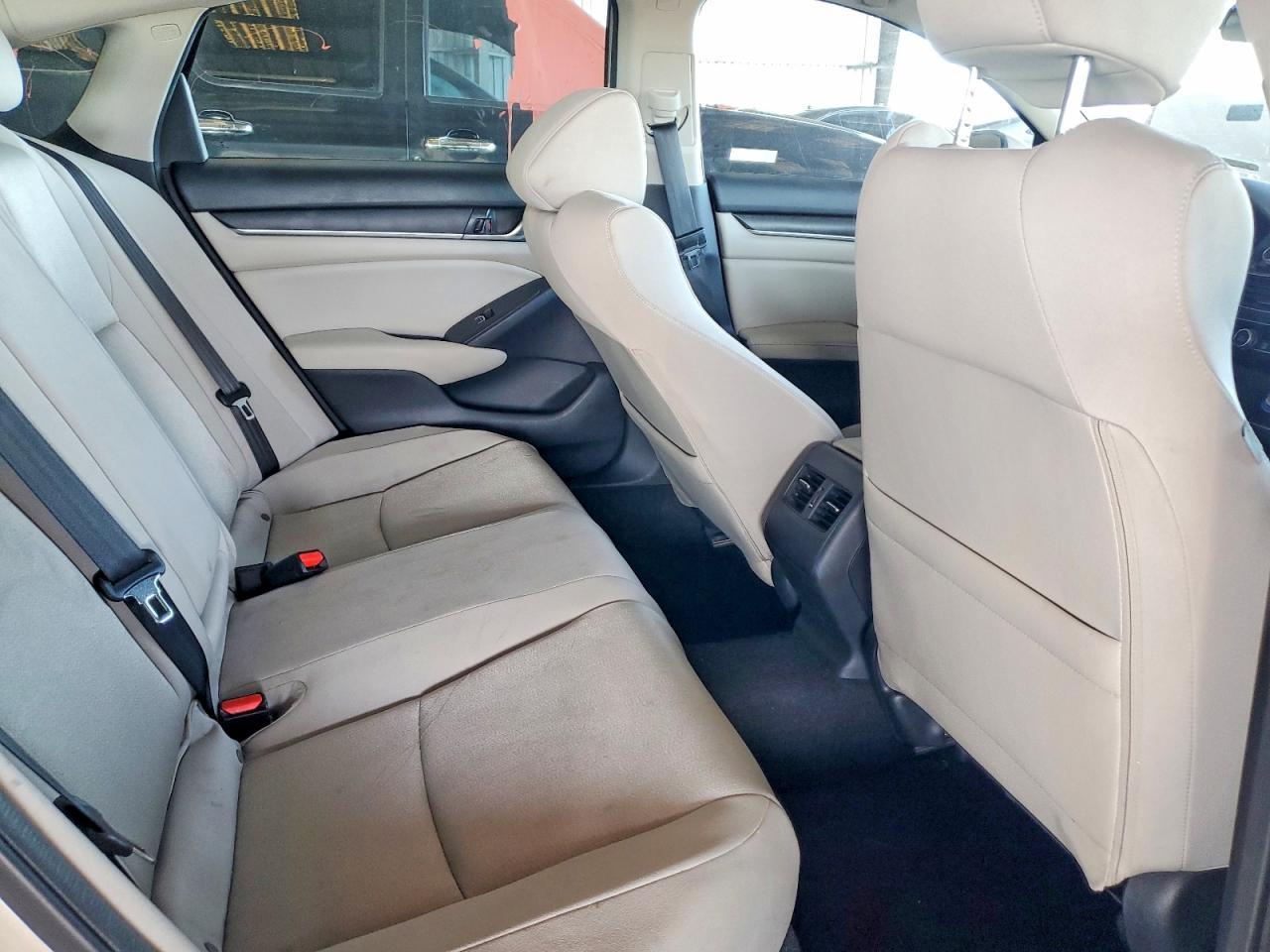 2018 HONDA ACCORD