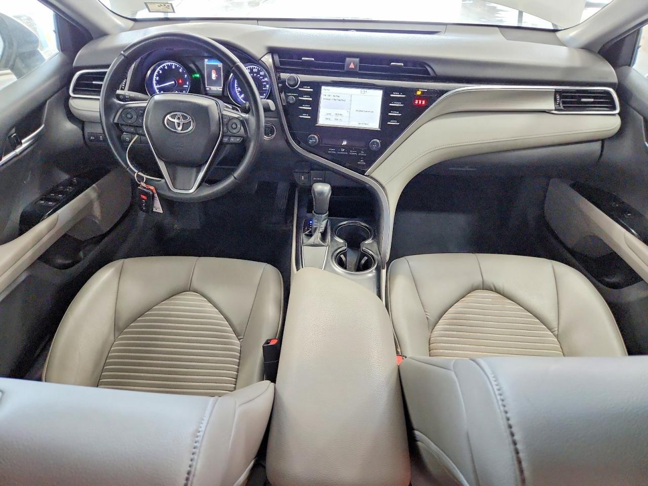 2018 TOYOTA CAMRY