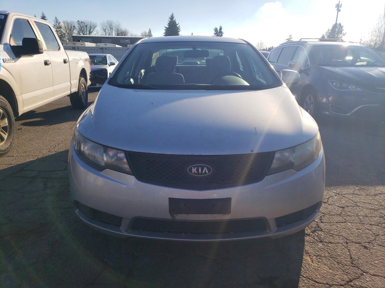 2010 KIA FORTE