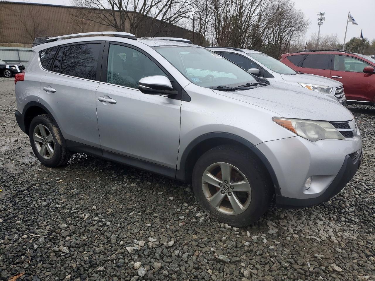 2015 TOYOTA RAV4